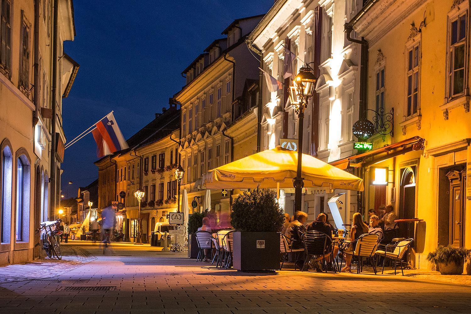 Goldenfields Apartment Kranj Exterior photo